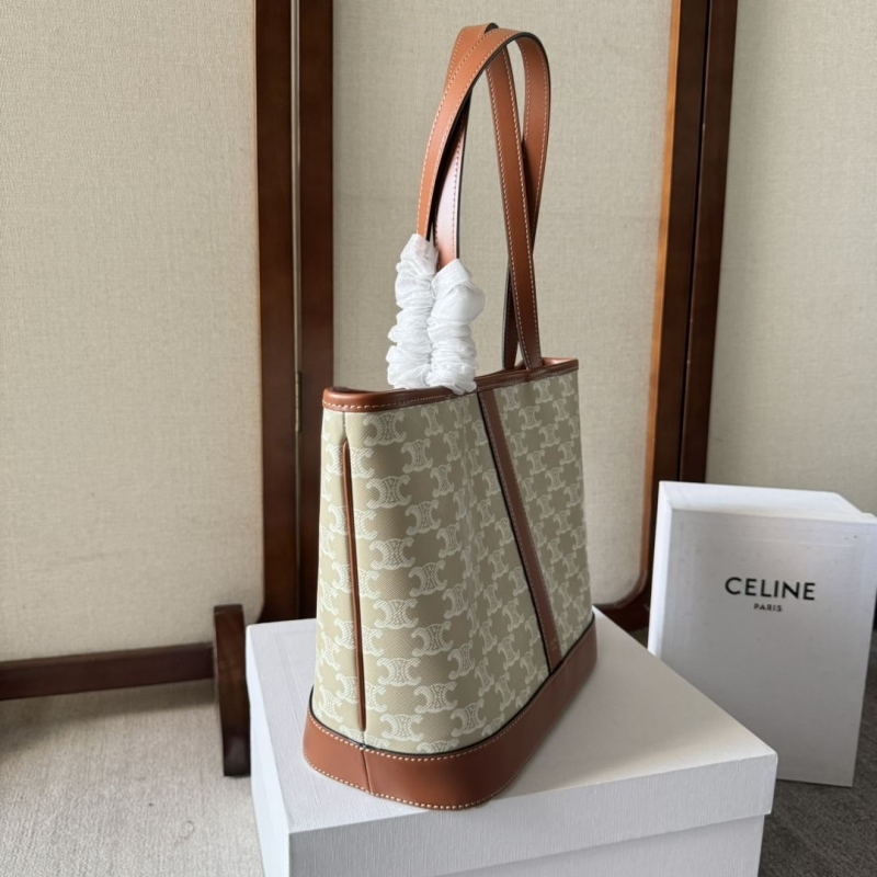 Ce1i*e cabas bags